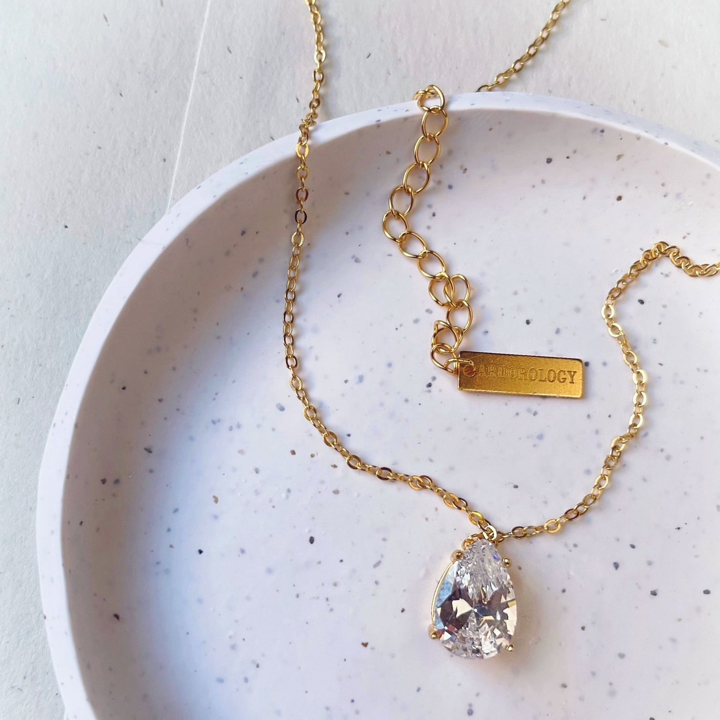 Nabila Pendant Necklace